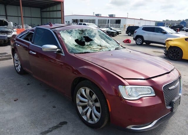 2018 CHRYSLER 300