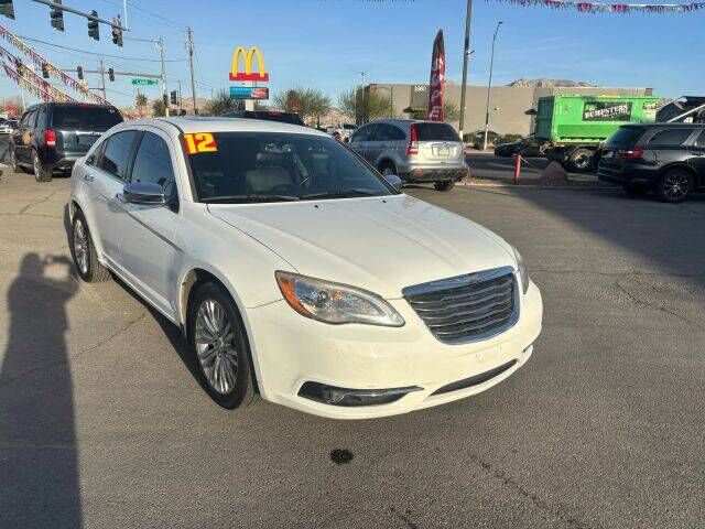 2012 CHRYSLER 200