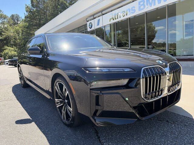 2025 BMW i7