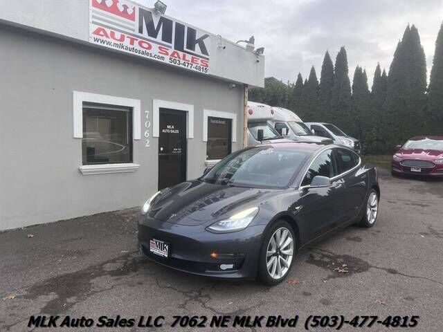 2018 TESLA Model 3