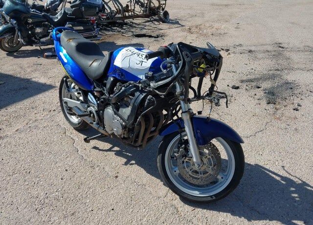 2001 SUZUKI GSX600F