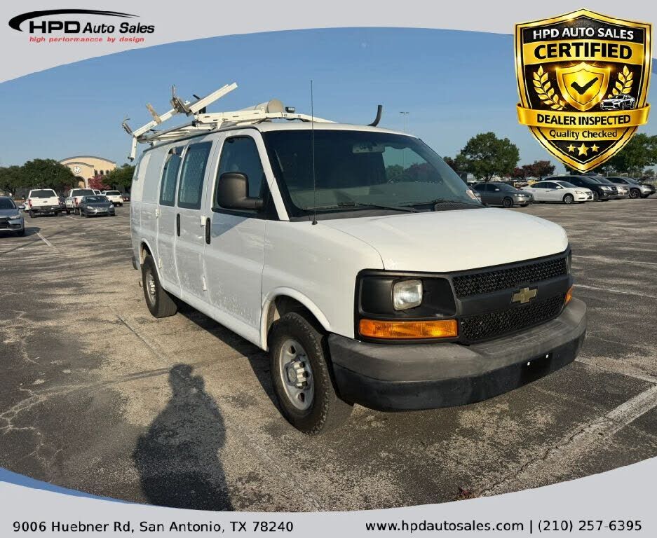 2013 CHEVROLET Express