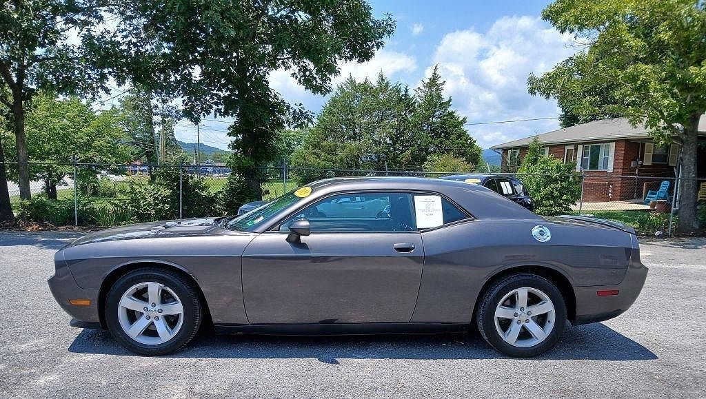 2013 DODGE Challenger