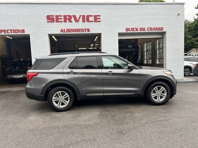 2022 FORD Explorer