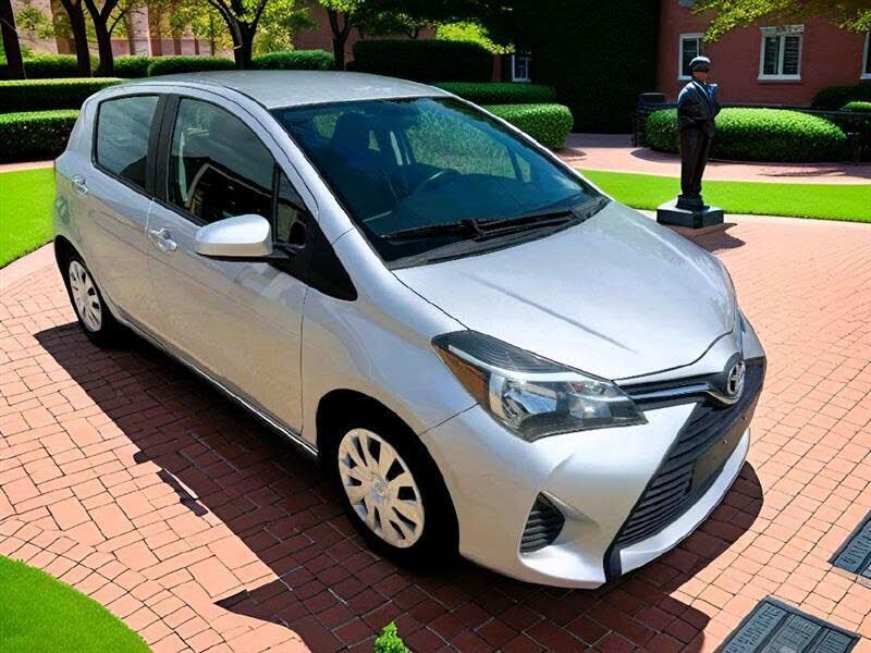 2015 TOYOTA Yaris