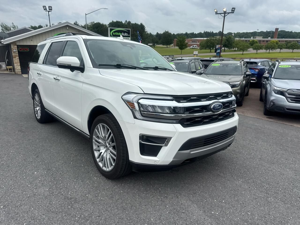 2023 FORD Expedition