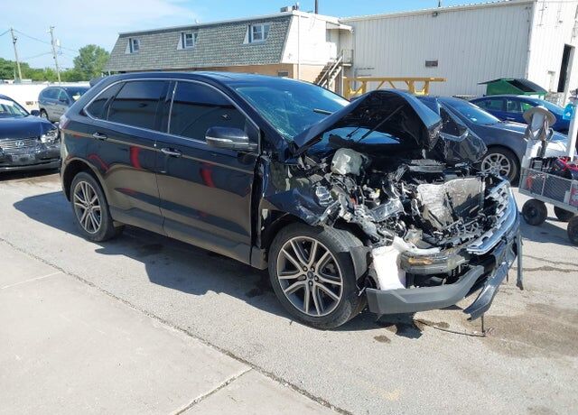 2022 FORD Edge