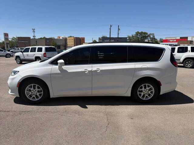 2022 CHRYSLER Pacifica
