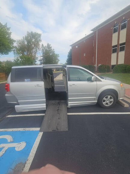 2011 DODGE Grand Caravan