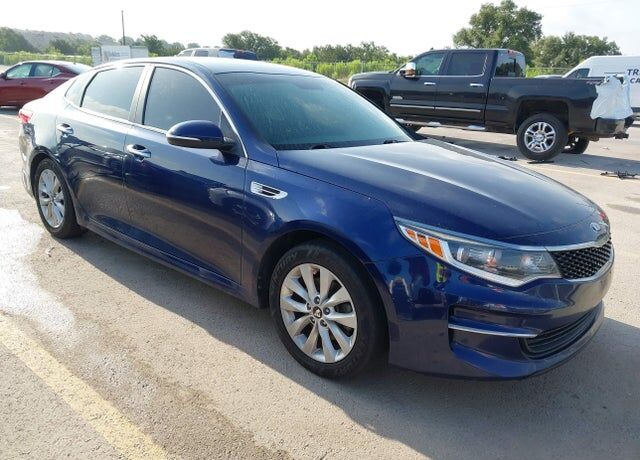 2017 KIA Optima