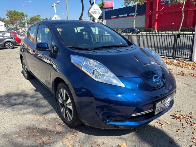 2017 NISSAN Leaf