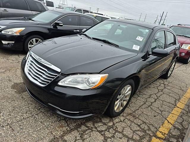 2011 CHRYSLER 200