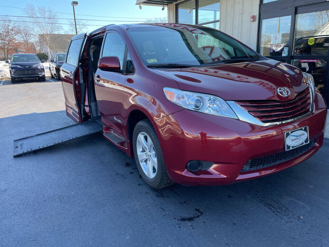 2017 TOYOTA Sienna
