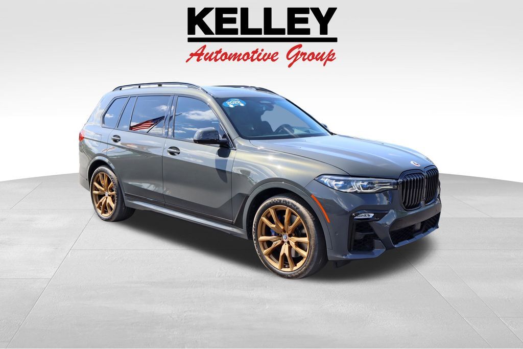2022 BMW X7