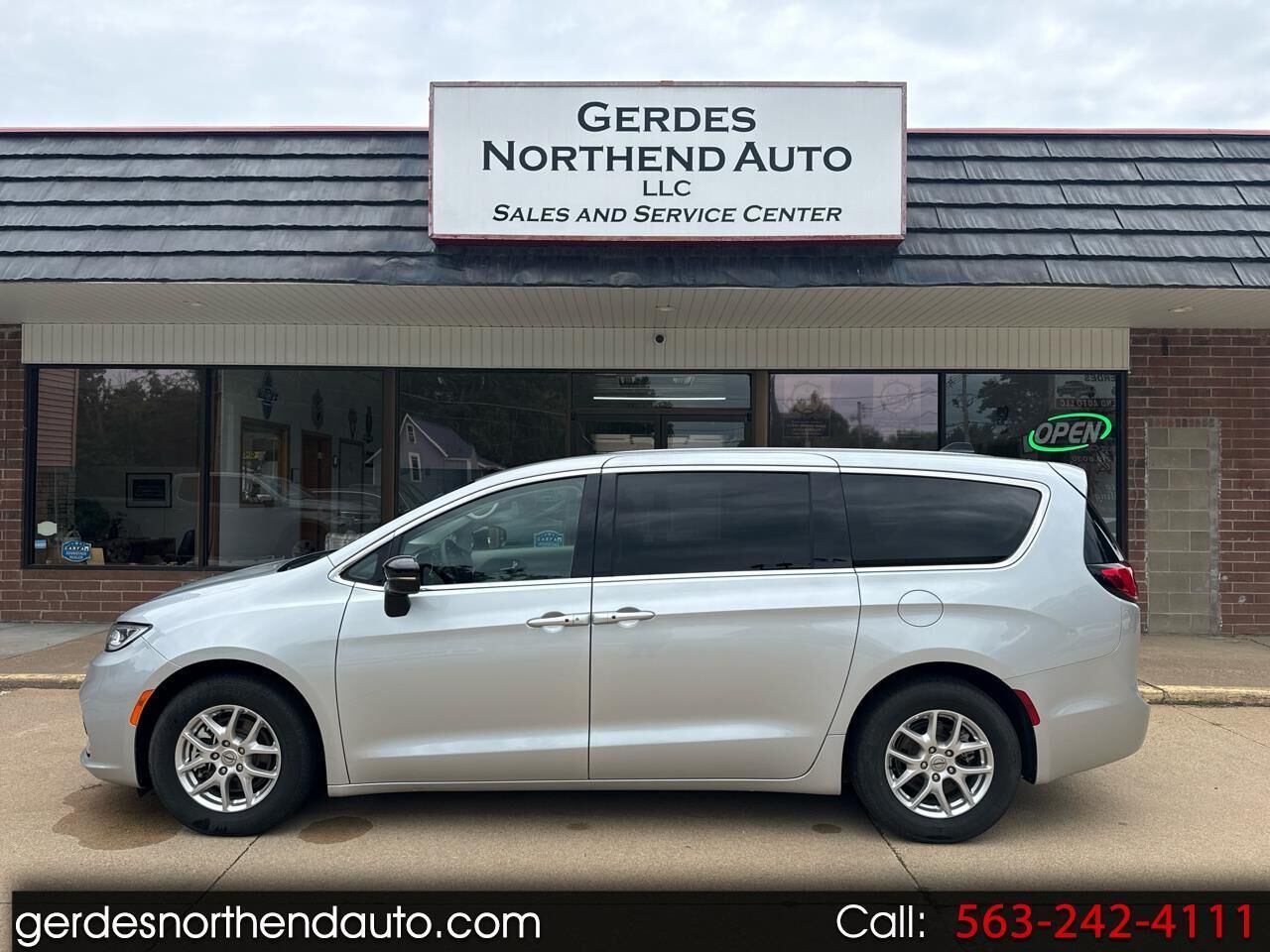 2024 CHRYSLER Pacifica