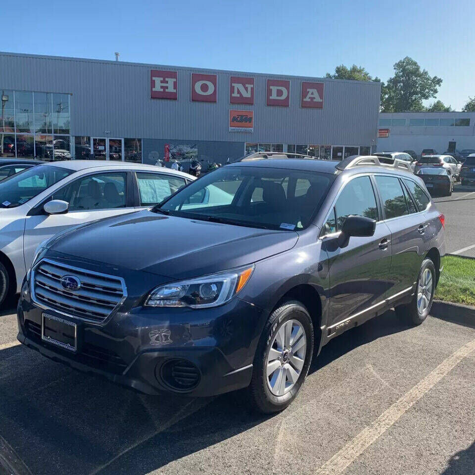 2017 SUBARU Outback