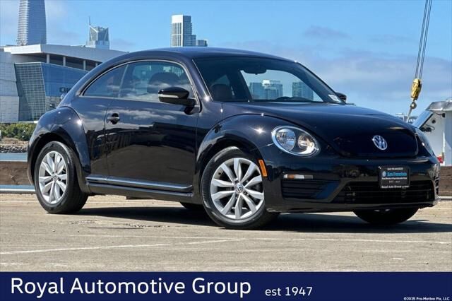2017 VOLKSWAGEN Beetle