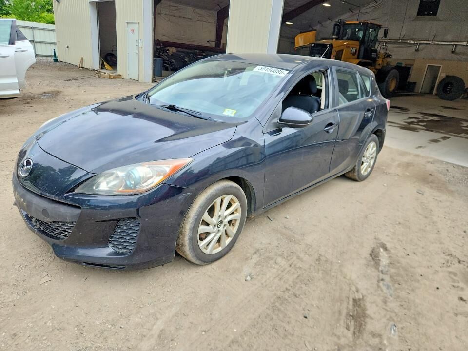 2013 MAZDA Mazda3