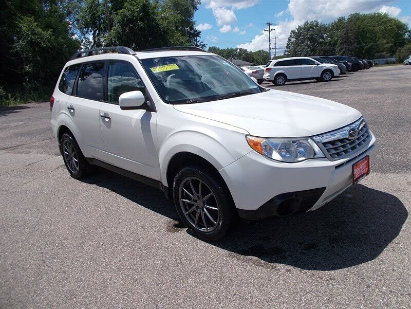 2013 SUBARU Forester