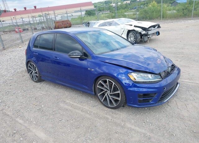 2015 VOLKSWAGEN Golf