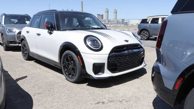 2026 MINI Hardtop