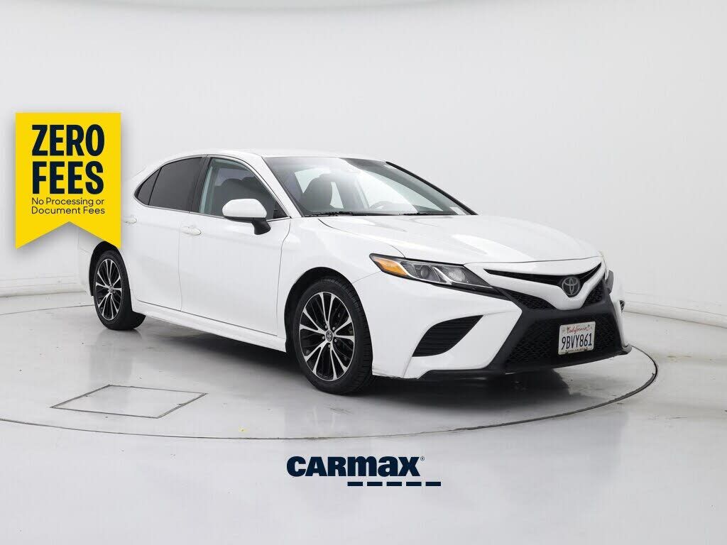 2020 TOYOTA Camry