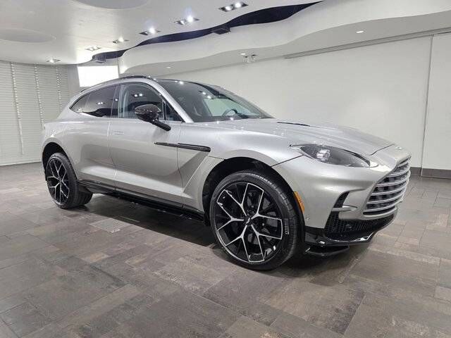 2026 ASTON MARTIN DBX