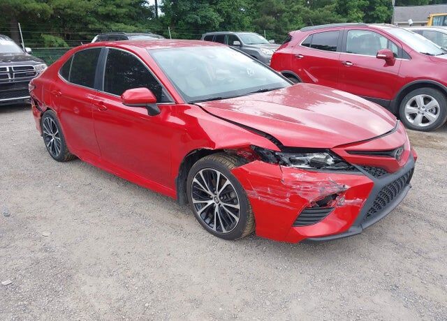 2020 TOYOTA Camry