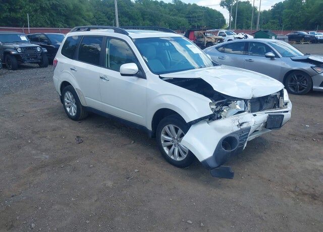 2013 SUBARU Forester