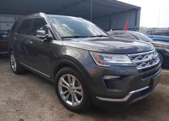 2018 FORD Explorer