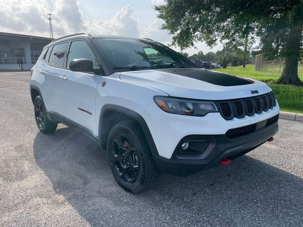 2023 JEEP Compass