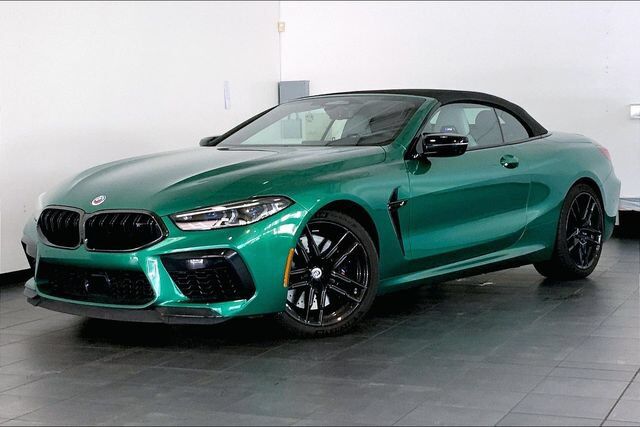 2023 BMW M8