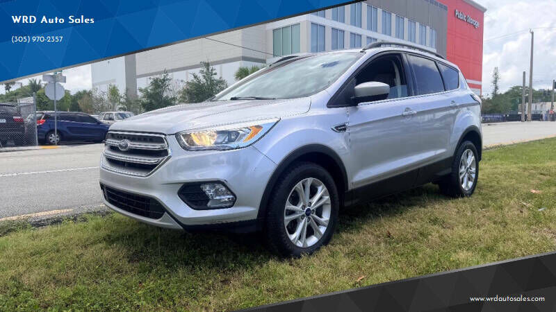 2017 FORD Escape