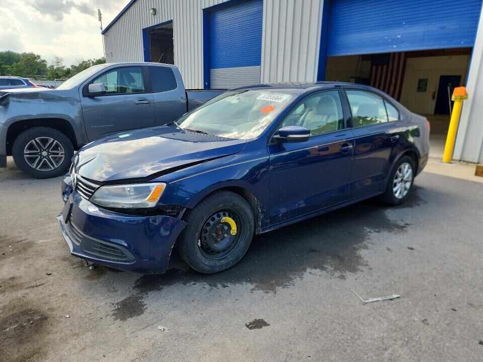 2012 VOLKSWAGEN Jetta