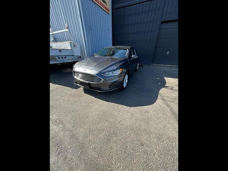 2019 FORD Fusion