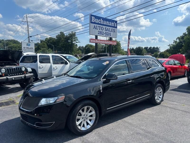 2015 LINCOLN MKT