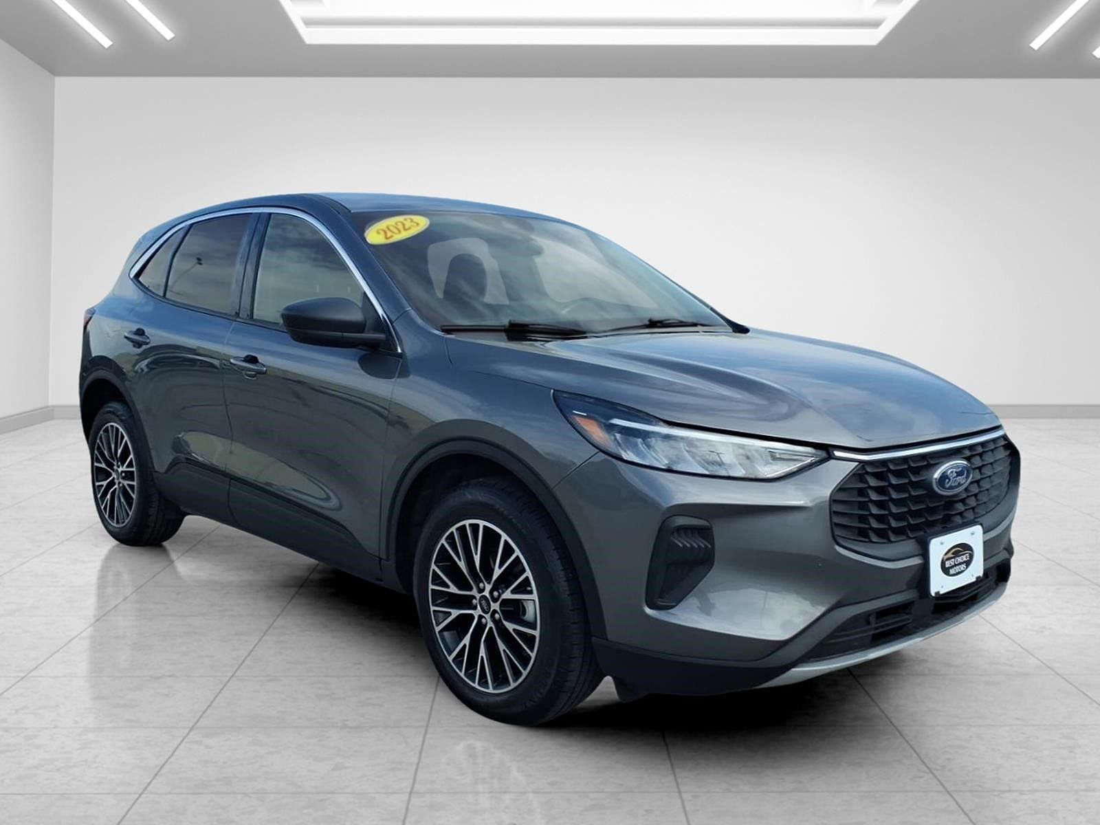 2023 FORD Escape