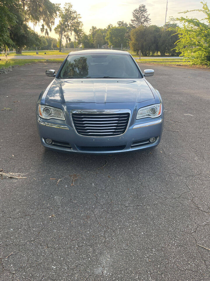 2011 CHRYSLER 300
