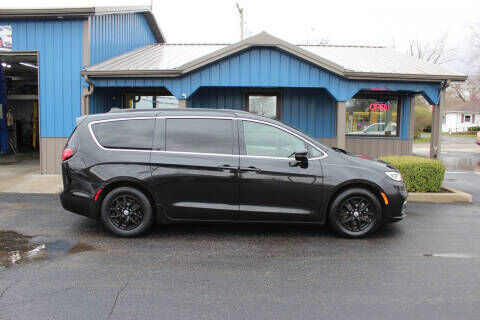 2022 CHRYSLER Pacifica