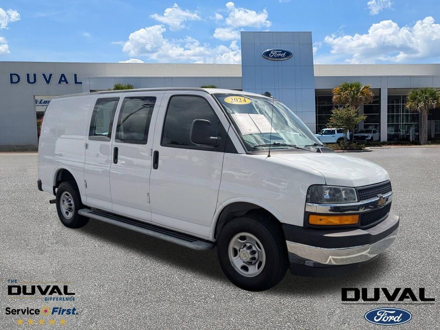 2024 CHEVROLET Express