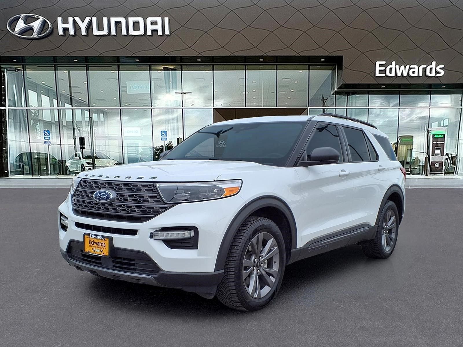 2021 FORD Explorer