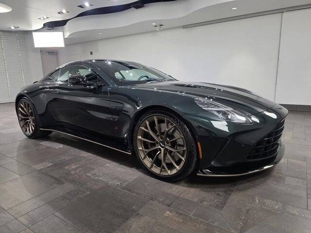 2026 ASTON MARTIN Vantage
