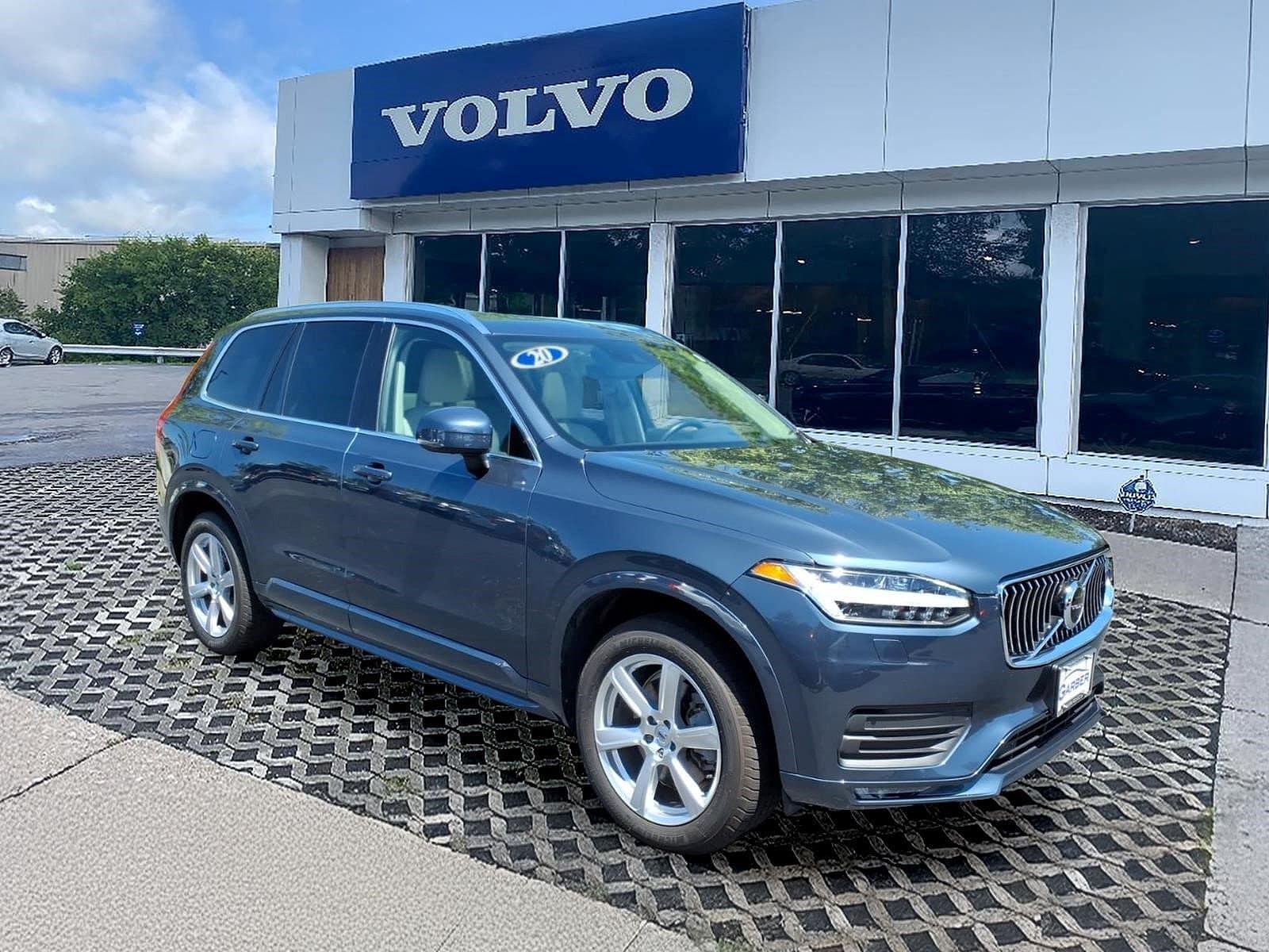 2020 VOLVO XC90