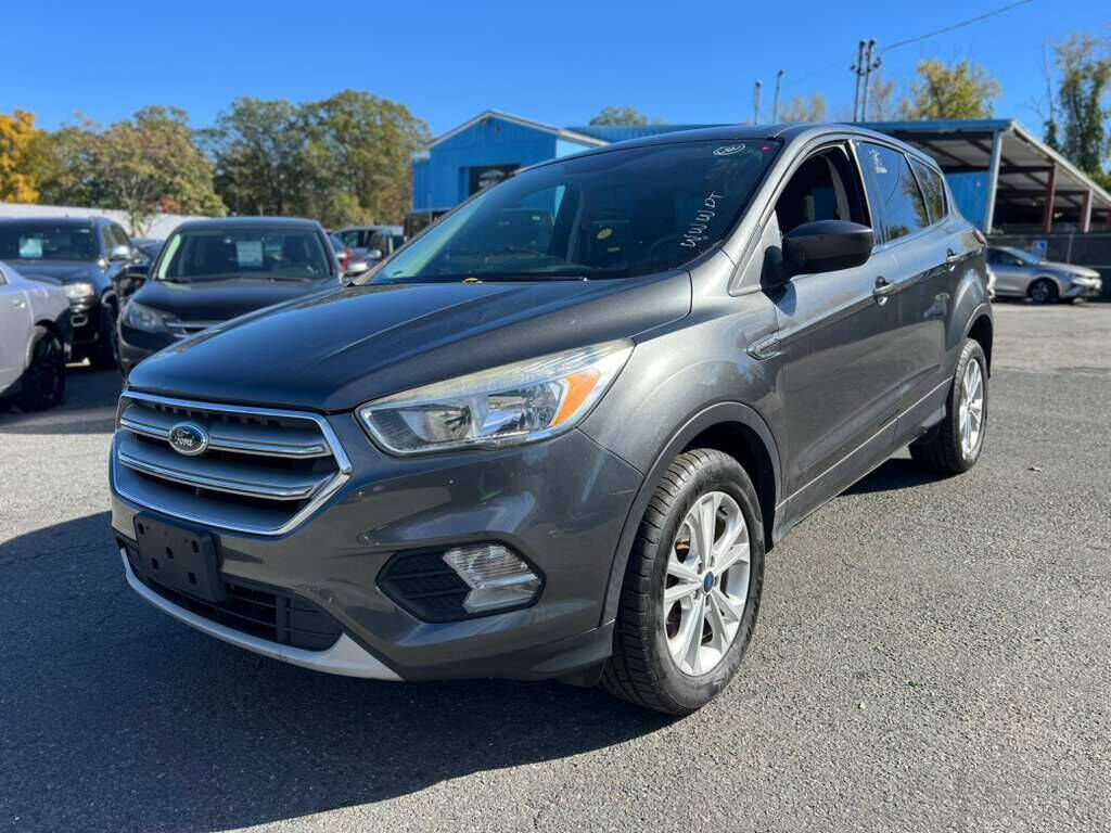 2017 FORD Escape