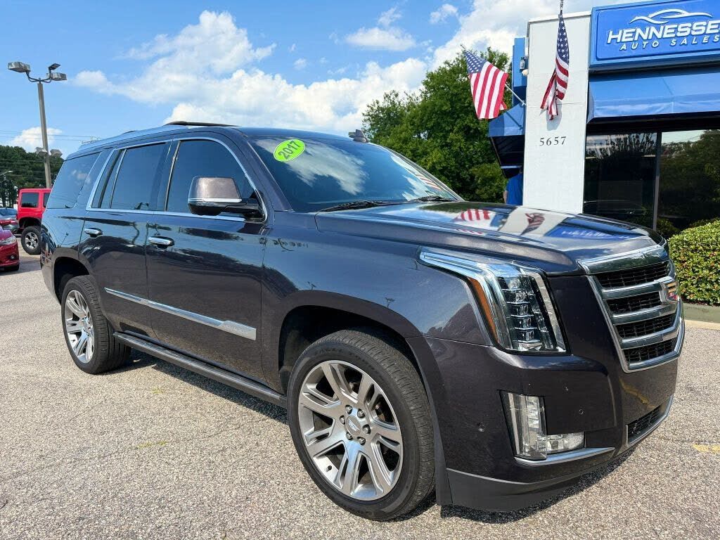 2017 CADILLAC Escalade
