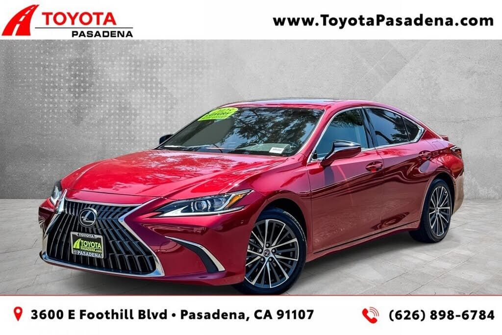 2025 LEXUS ES