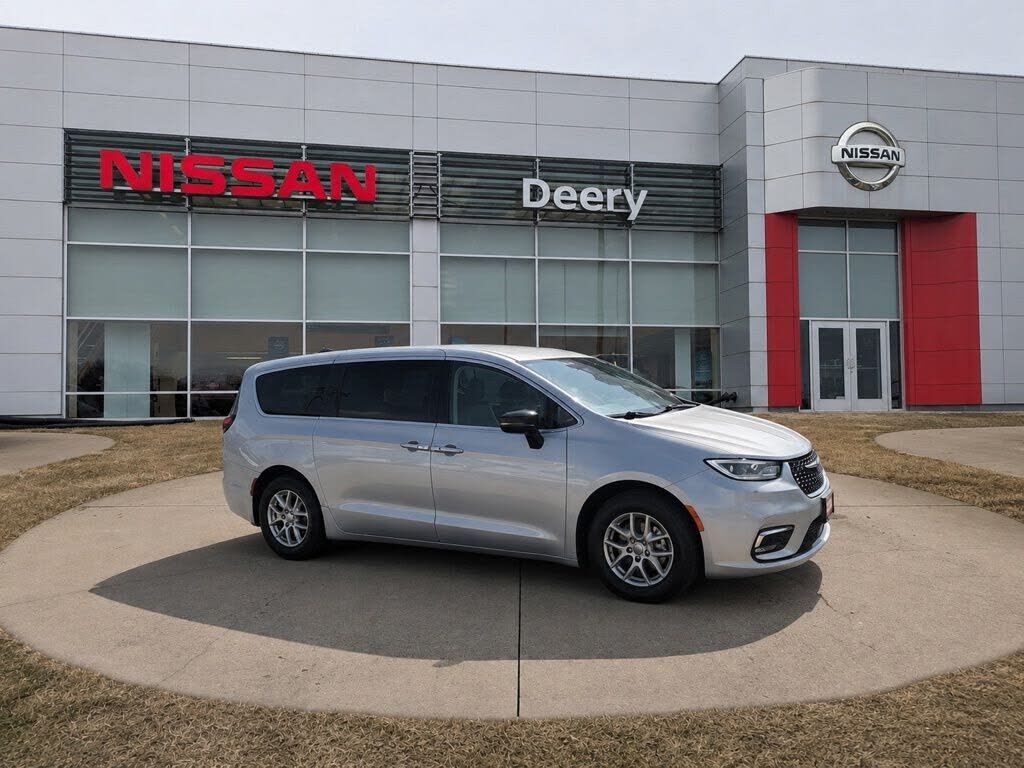 2024 CHRYSLER Pacifica