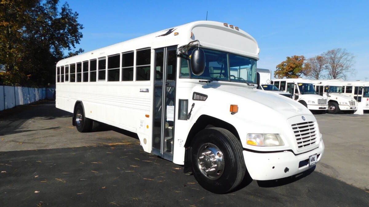 2011 BLUE BIRD BB Conventional