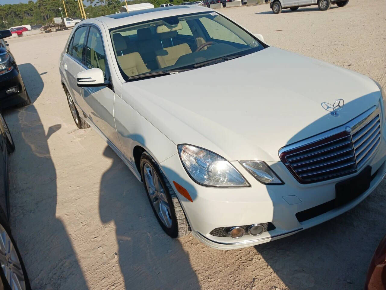 2011 MERCEDES-BENZ E-Class