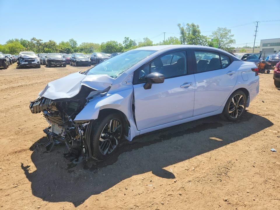 2024 NISSAN Versa